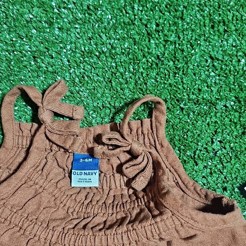 Old Navy Kids Tan Romper - Picture 3 of 4